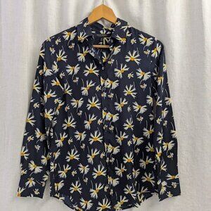 Daisy button up blouse, Navy blue Banana Republic, women's size extra small C3